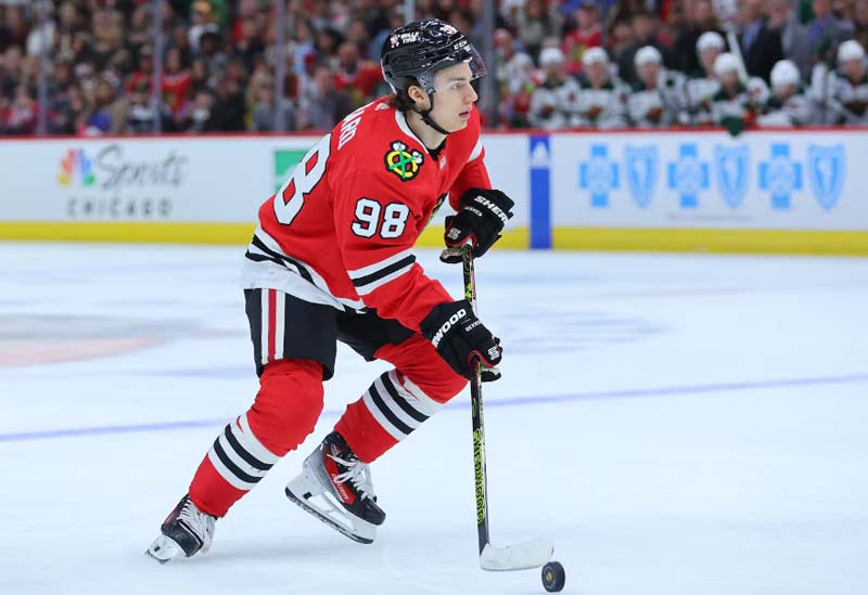 На счету Бедарда 3 гола и 9 передач в 13 матчах. Фото: blackhawks.nhl.com