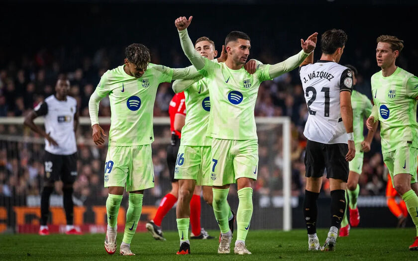 В 1/4 финала Кубка Испании с «Валенсией» (5:0) хет-триком отметился воспитанник «летучих мышей» Ферран Торрес. Голы родной команде испанец не праздновал. Фото: fcbarcelona.com