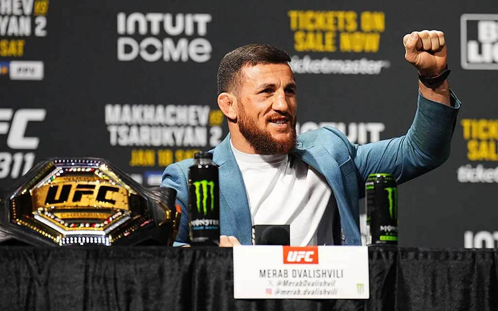 Мераб Двалишвили – Умар Нурмагомедов прогноз на бой UFC 311