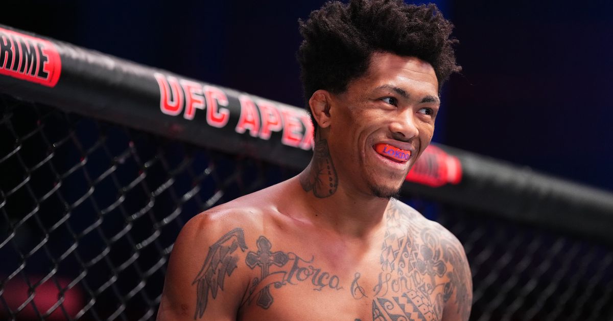 Винисиус Оливейра боец UFC