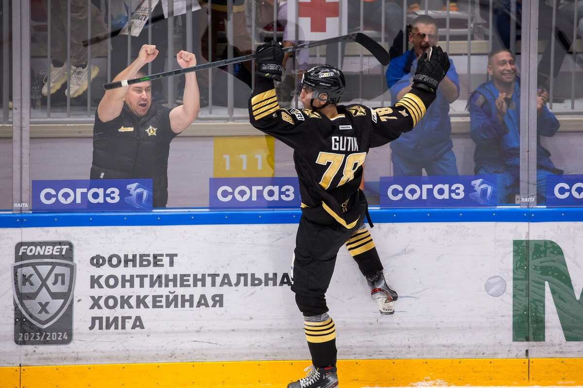 Даниил Гутик хоккеист